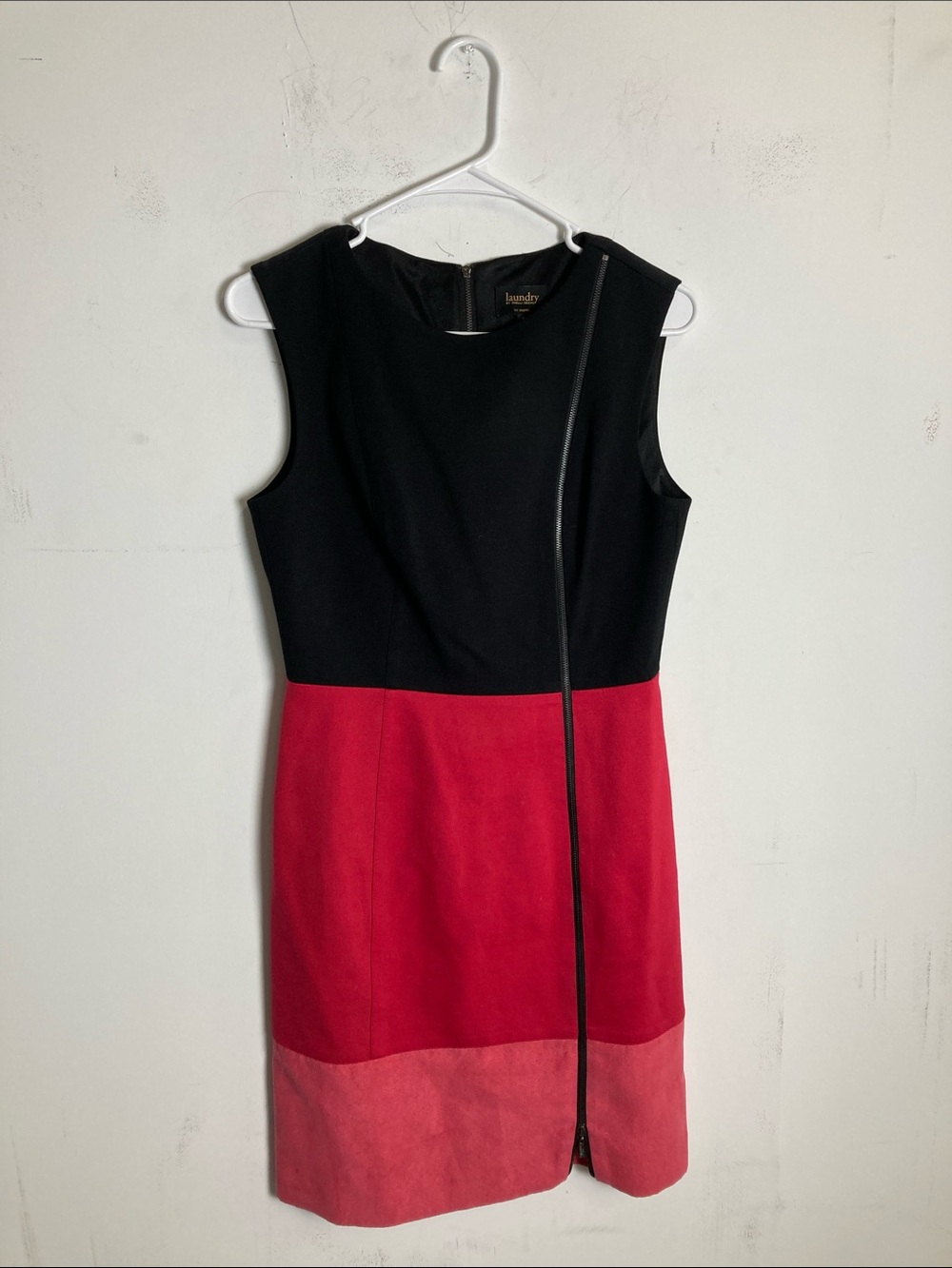 Laundry By Shelli Segal Black and Red Colorblock Mini Sheath Dress